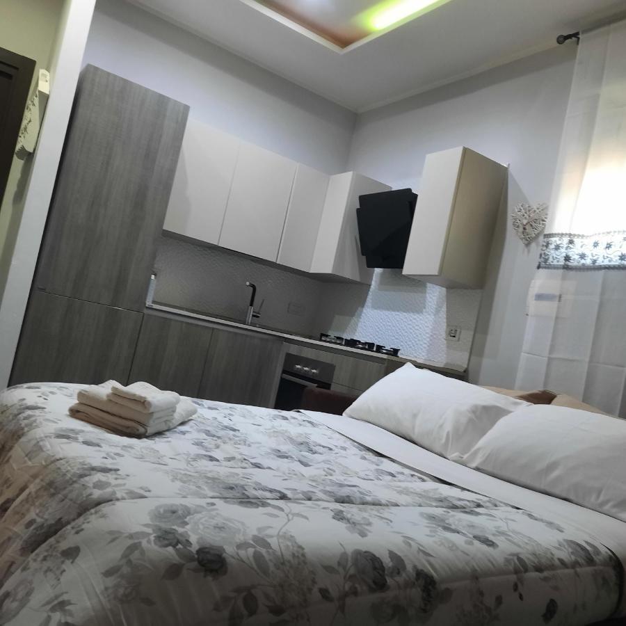 La Casa Di Antonella Apartment Napoli Bagian luar foto
