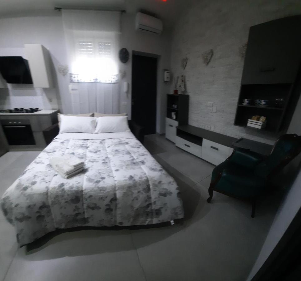 La Casa Di Antonella Apartment Napoli Bagian luar foto
